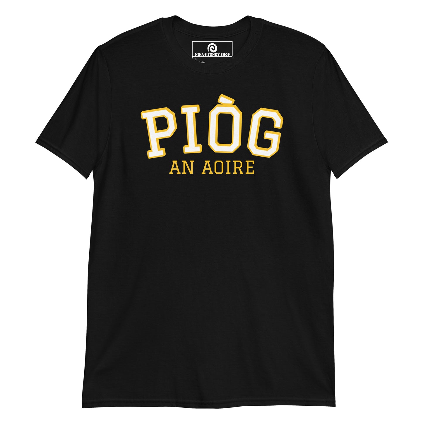 Black Pióg An Aoire T-Shirt